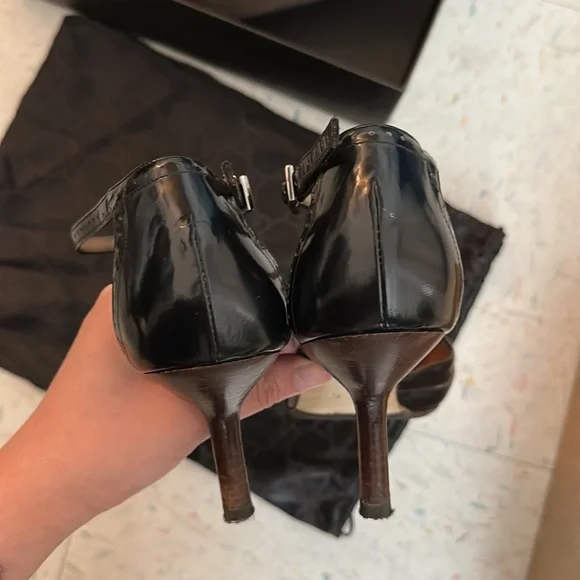 SOLD Vintage Gucci Black Patent kitten heel dress shoes size 8.5 - Picture 12 of 17